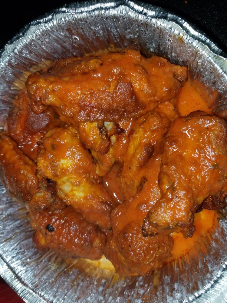 Buffalo wings close-up
